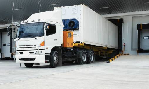 Wynajem chłodni: jakie technologie wspierają przechowywanie w niskich temperaturach?