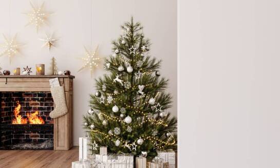 Stylowe dekoracje z choinką sztuczną 180 cm w roli głównej