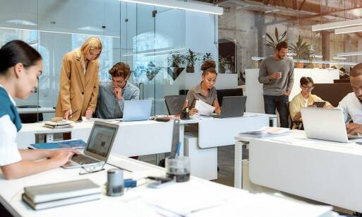 Jak rozwój kompetencji zespołu wpływa na jakość autopomocy w Poznaniu?