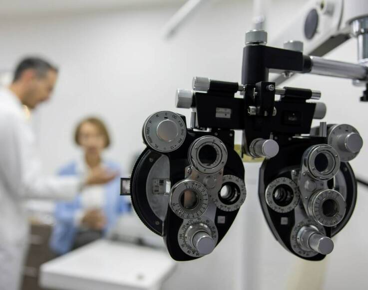 Jak badania okulistyczne wpływają na dobór odpowiednich okularów korekcyjnych?