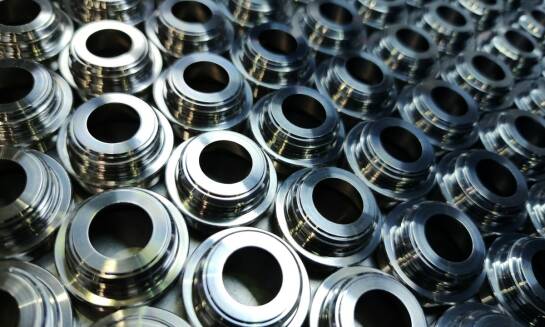 Azotowanie stali w przemyśle motoryzacyjnym: klucz do trwałości elementów