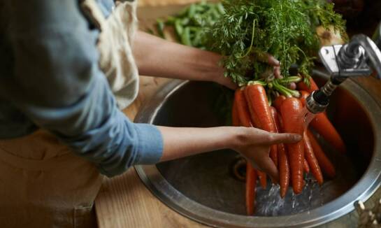 Dlaczego warzywa obrane są idealnym wyborem dla dużych kuchni?