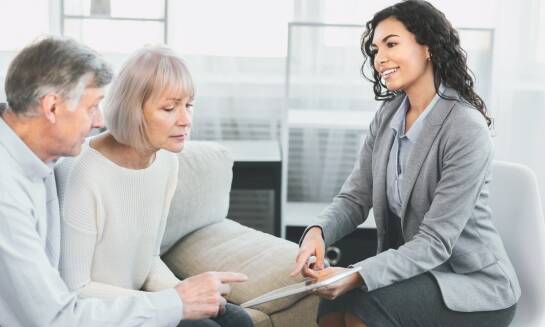 Zrozumienie potrzeb klienta - jak zakład pogrzebowy wspiera rodziny w trudnych chwilach?