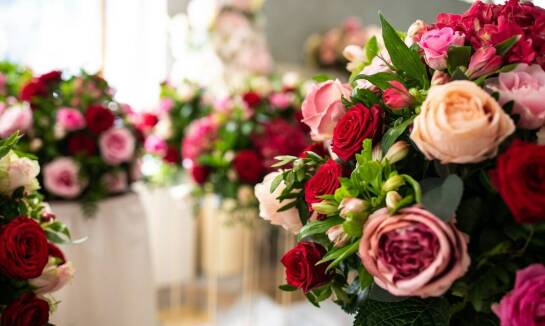 Jak nasze doświadczenie i nagrody wpływają na jakość organizacji komunii?