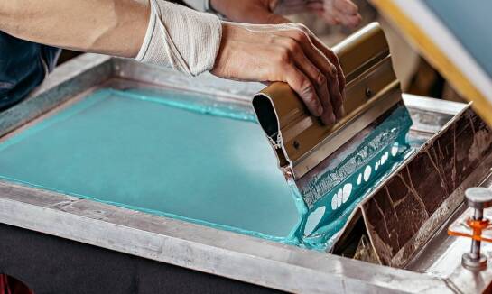 Folie do uszlachetniania druku a ochrona przed zarysowaniami i uszkodzeniami mechanicznymi