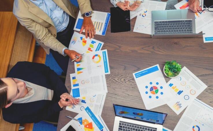 Jak adwokaci wspierają przedsiębiorców w zakresie prawa handlowego?