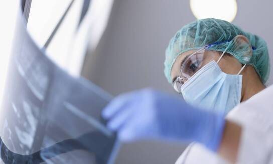 Rentgen zatok – jakie informacje dostarcza lekarzowi w kontekście leczenia?