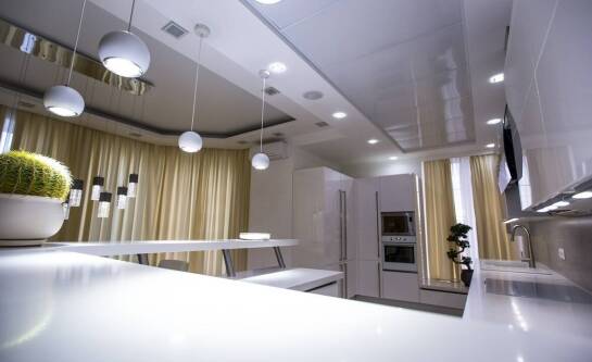 Dlaczego elektryczne instalacje są kluczowe w nowoczesnych domach?