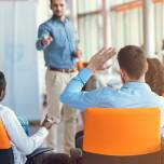 Znaczenie szkoleń BHP dla pracowników obsługujących specjalistyczny sprzęt