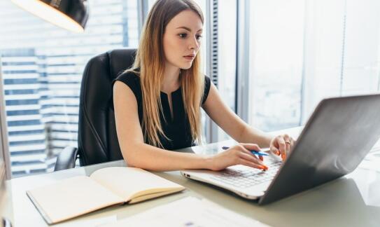 Księgowa obsługa stowarzyszeń – klucz do efektywnego zarządzania środkami