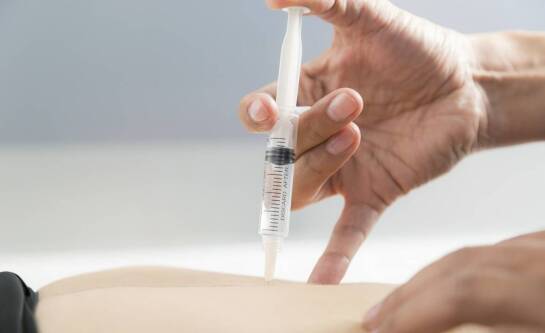 Mezoterapia a redukcja cellulitu – jakie są możliwości tego zabiegu?