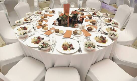 Najlepsze praktyki organizacyjne wesela z cateringiem w Wieleniu