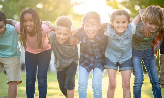 Młodzieżowe obozy za granicą: oferta biur podróży