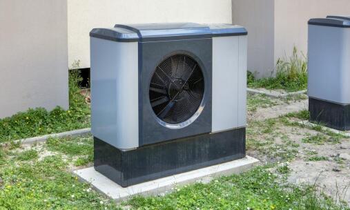 Jakie oszczędności można uzyskać dzięki ciepła pompom?