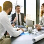 Wsparcie przy fuzjach i przekształceniach przedsiębiorstw – rola adwokata