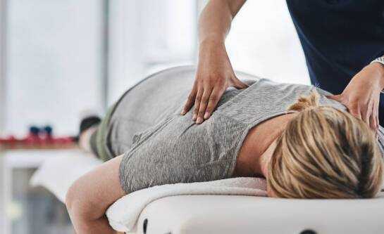 Czy nastawianie kręgów jest bezpieczne?