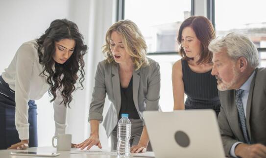 Rola terenowych negocjatorów w procesie skutecznej windykacji długów