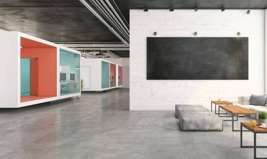 Zastosowanie maszynowych posadzek w projektach komercyjnych – na co zwrócić uwagę?