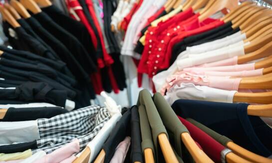 Komfort termiczny w bryczesach z pełnym lejem – jakie modele wybrać?