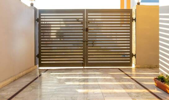 Dlaczego warto wybrać nasze usługi montażu automatyki do bram w Ożarowie Mazowieckim?