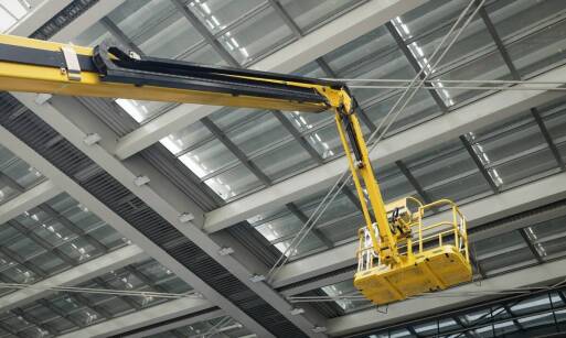 Znaczenie elastycznego podejścia w oferowaniu usług z użyciem koszowych podnośników