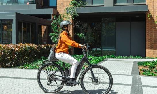 Bezpieczna jazda miejskim rowerem: Na co zwrócić uwagę na drodze?