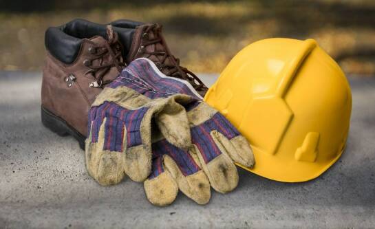 Dlaczego właściwy dobór odzieży BHP jest kluczowy dla bezpieczeństwa pracowników?