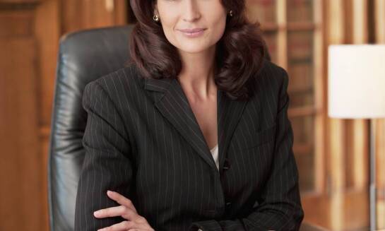 Jak adwokat wspiera klientów w sprawach dotyczących alimentów i władzy rodzicielskiej?