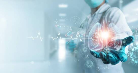 W jaki sposób internista monitoruje stan zdrowia pacjentów z astmą?