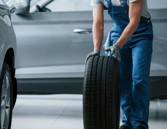Mobilna wulkanizacja 24h: klucz do nieprzerwanej pracy pojazdów