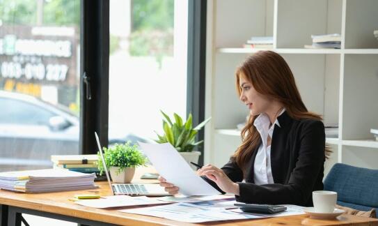 Wpływ przepisów prawa na pracę majątkowego rzeczoznawcy