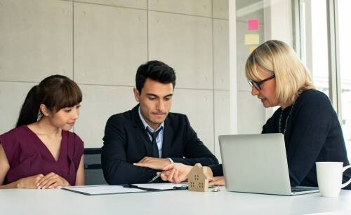 Jak wybrać odpowiednie mieszkanie do sprzedaży z pomocą agenta nieruchomości?
