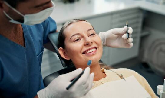 Protetyka stomatologiczna: jakie są najczęstsze pytania u pacjentów?