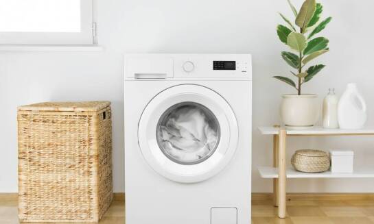 Jakie zasady obowiązują w pralni na kempingu przy morzu?