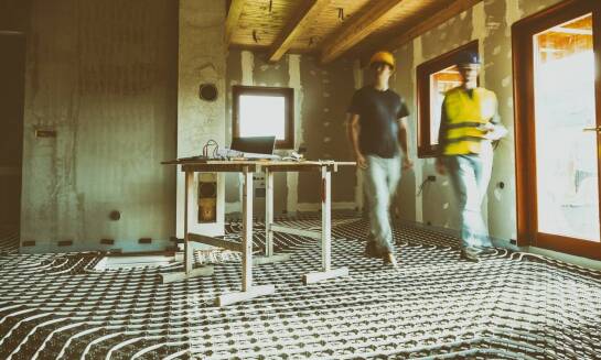 Porównanie różnych typów podłogowych systemów ogrzewania