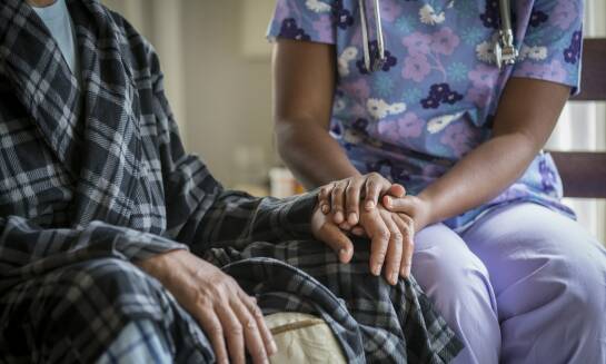 Dlaczego paliatywna opieka jest ważna dla pacjentów i ich rodzin?