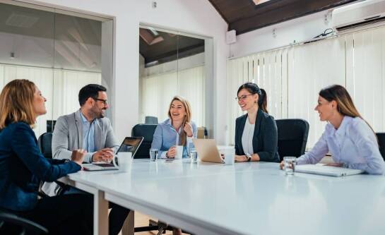 Jak biuro księgowe przyspiesza procesy rozliczeń podatkowych?