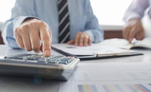 Na czym polega obsługa płacowa firm?