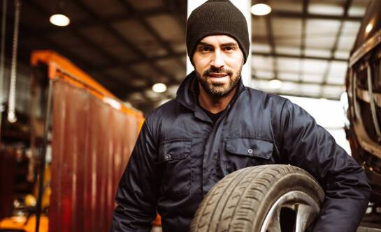 Jakie korzyści niesie za sobą mobilna wulkanizacja dla przemysłowych maszyn?