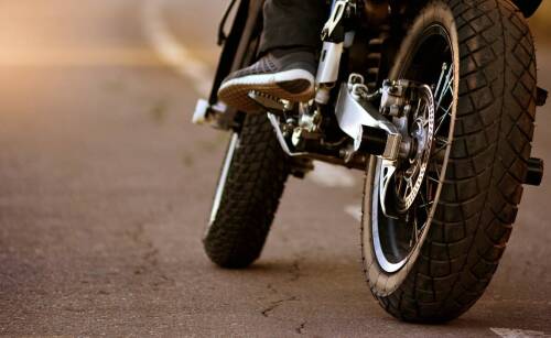 Jakie funkcje oferują motocyklowe nowoczesne spodnie?