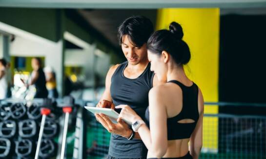 Jakie korzyści przynosi analiza składu ciała dla osób z hormonalnymi problemami?