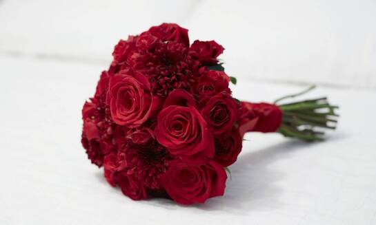 Czerwone róże: idealne na walentynki i inne okazje