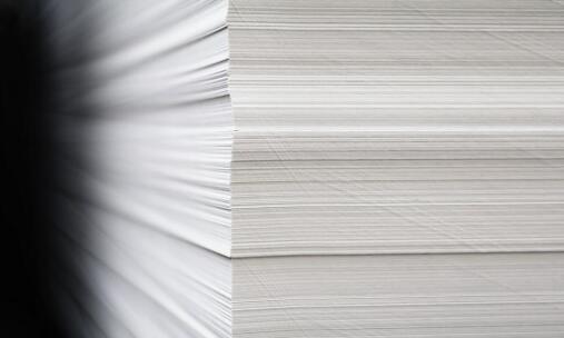 Dlaczego warto stosować styropian o wysokiej gęstości w budowlanych projektach?