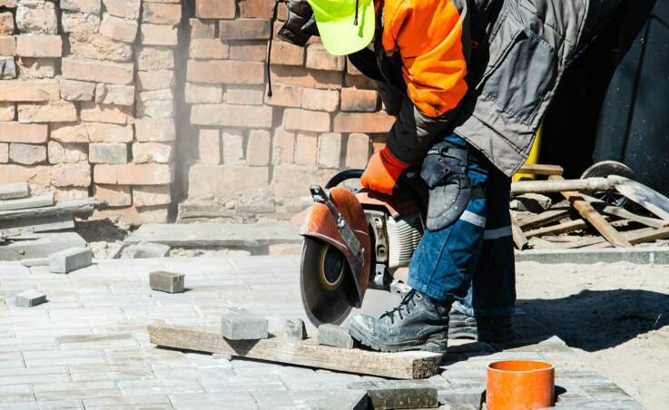 Jakie są zalety stosowania zaawansowanych technik do nacinania betonu?