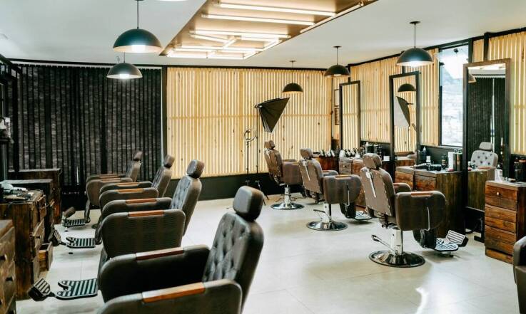 Damski fryzjer: jak dobrać kolor włosów do typu urody?