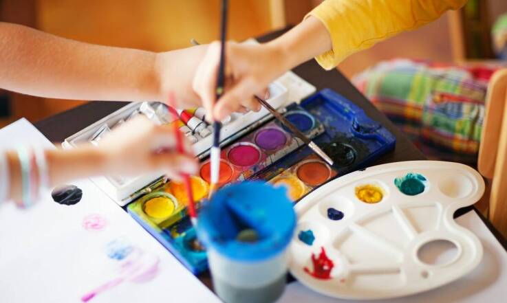 Rola zajęć plastycznych w rozwoju twórczych umiejętności u dzieci