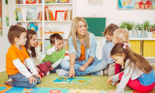 Jak dziecięcy psycholog wspiera emocjonalny rozwój najmłodszych?