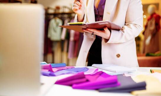 Kreowanie wizerunku na specjalne okazje – jak skorzystać z pomocy ekspertki?