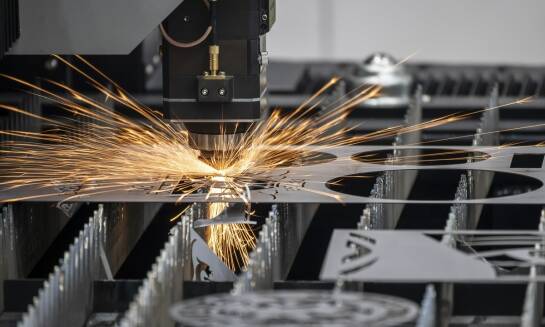 Dlaczego warto wybrać laserową technologię do cięcia blach?