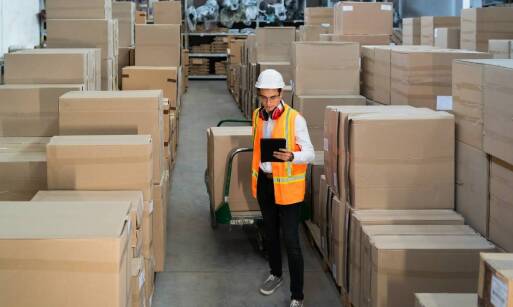 Jak skutecznie zarządzać zwrotnymi opakowaniami w logistyce?
